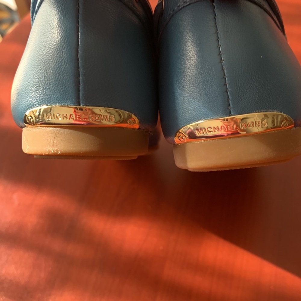 Brand new Michael Kors moccasins - Picture 6 of 10